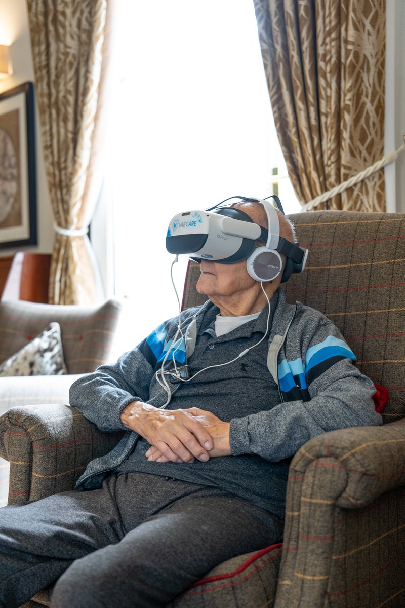 vaecareuk's tweet photo. “Over 100 Years Old” This lovely gentleman from Hilderstone Hall @Barchester_care, has been enjoying his virtual reality feel trips, proving that age is no barrier to adventure.🌍

Keep an eye out, he’ll be starring in a video later this week! 🎥💙

#carehome #vr #mentalhealth https://t.co/S0y3gydZJX