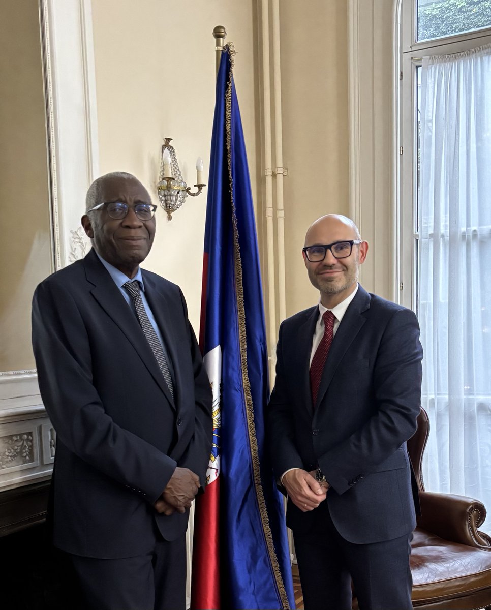 🔹 #PCA News | Visit of the Secretary-General to Brussels 🇧🇪🔹

🌐 Yesterday, #PCA Secretary-General <a href="/Marcin_Czepelak/">Marcin Czepelak</a> met with representatives of #PCA Contracting Parties based in #Brussels.

🤝 During his visit, the Secretary-General held meetings with H.E. Gianni Avila