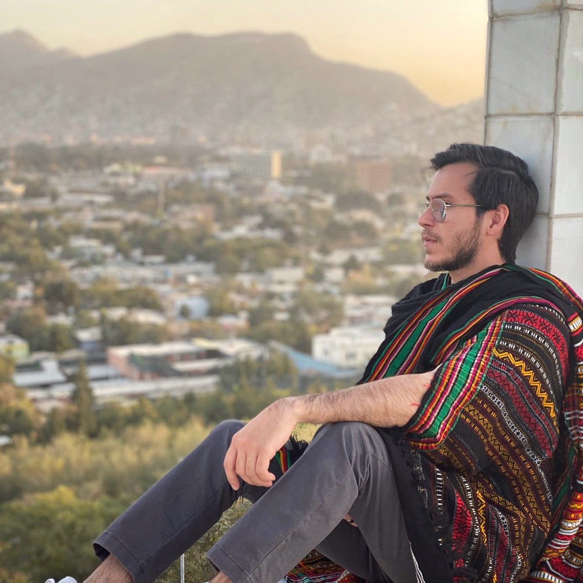 ObaidullaBaheer's tweet image. کله چې پر افغانستان برید وشو، منظور پر موږ ننګ وکړ؛ راځئ چې نن ورځ موژ هم پرې غیرت وکړو.
#WeAreAllPashteen #PTM