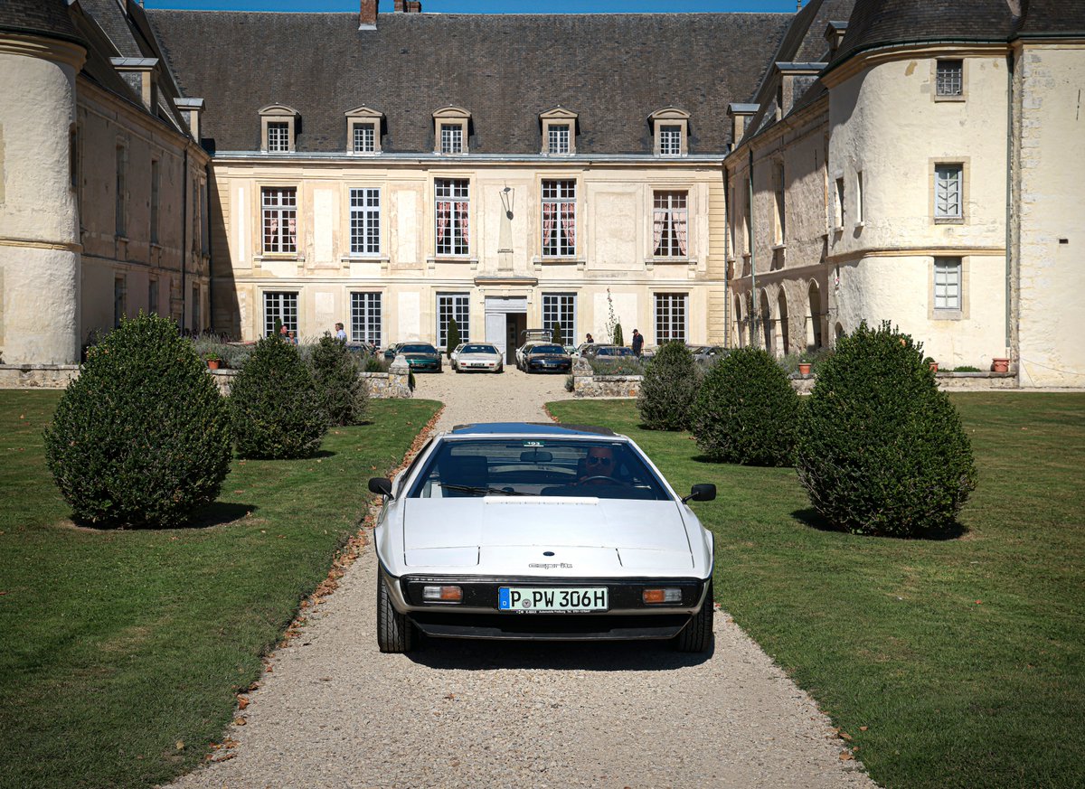 So beautiful: my #LotusEsprit S1 at Château de Condé at 6eme ESPRIT D'AVENTURE 2025

50th anniversary #LotusEsprit - 50 #LotusEsprit cars together <a href="/ClubLotusFrance/">Club Lotus France</a> <a href="/EspritWorld/">Lotus Esprit World</a> <a href="/SparkyLotus/">SparkyLotus</a> <a href="/lotuscars/">Lotus Cars</a>

photo credit to ©D.Fontenat/OptionAuto