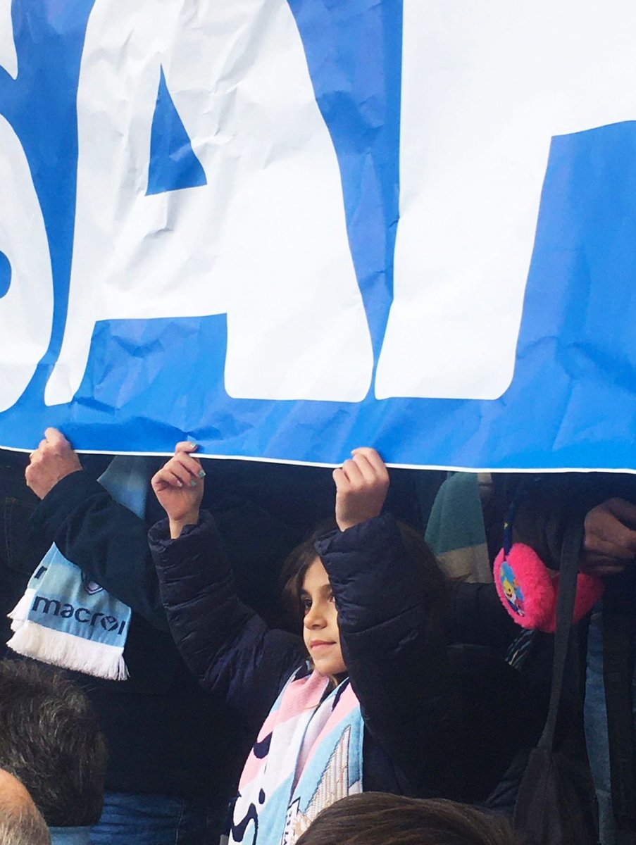 I fatti di Rieti mettono ancora in evidenza come una certa ideologia politica, che ha monopolizzato da anni la quasi totalità del tifo sportivo in Italia, sia completamente antitetica ai valori che ogni sport promuove: lealtà e rispetto delle regole e degli avversari.
<a href="/lazio_e/">Lazio e Libertà APS 🚬</a>