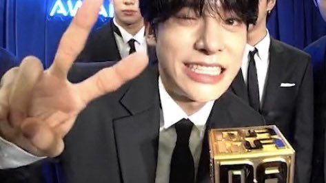 อยากเห็นอะไรแบบนี้อีก แต่ขอเปนถ้วยแดซังน้าา 

I vote for #enhypen on #2025MAMAVOTE