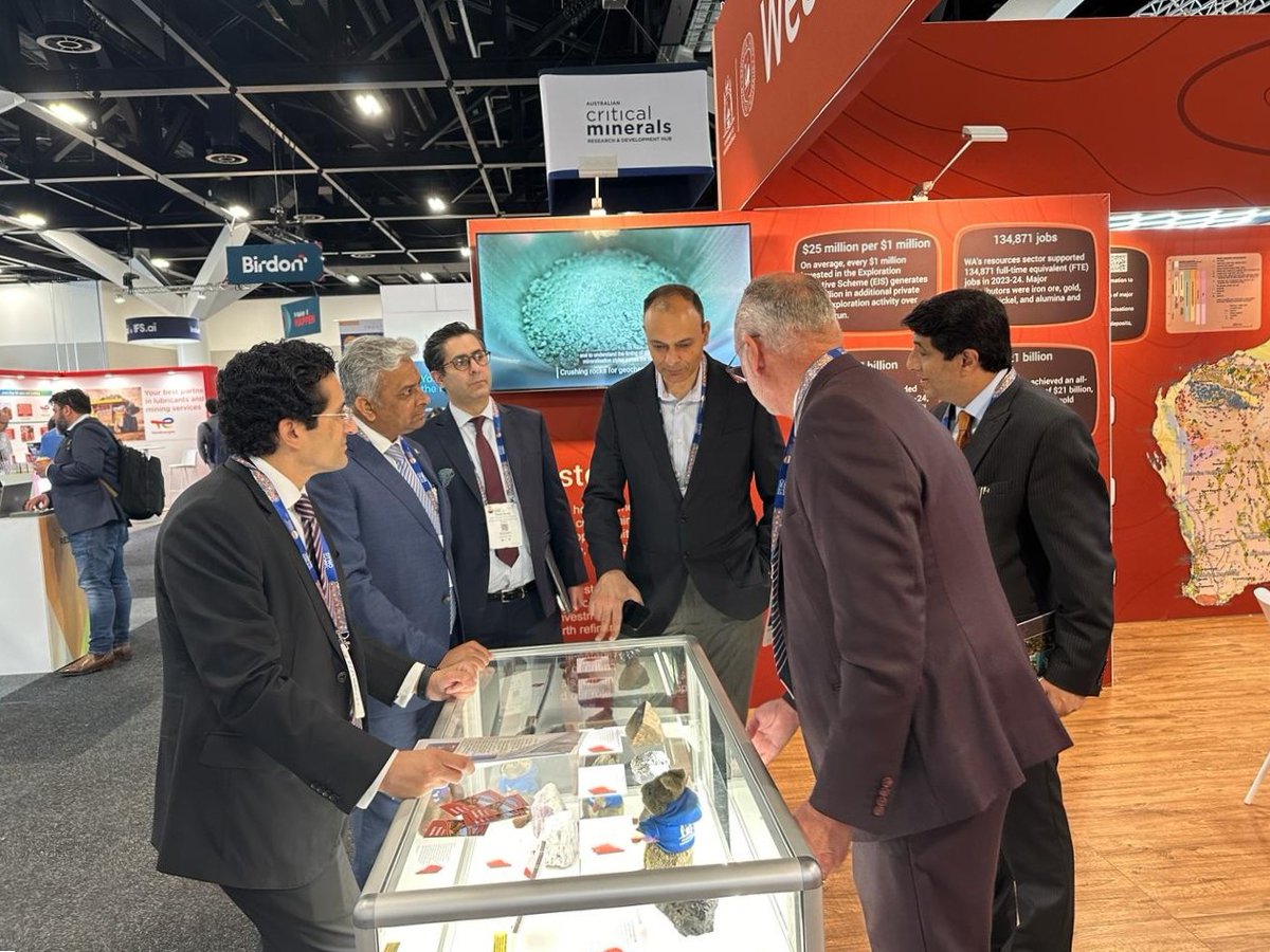 Federal Minister <a href="/AliPervaiz450/">Ali Pervaiz Malik</a> delivered a keynote speech on Pakistan’s investment potential in the mining sector at #IMARC 2025. Some highlights of his speech are as follows:
<a href="/ForeignOfficePk/">Ministry of Foreign Affairs - Pakistan</a> <a href="/Official_PetDiv/">Petroleum Division, Ministry of Energy</a> <a href="/PakPMO/">Prime Minister's Office</a> <a href="/sifcpakistan/">SIFC | Special Investment Facilitation Council🇵🇰</a> <a href="/IMARC_Mining/">Mining and Resources</a> 
#IMARC2025 #ClimateAction