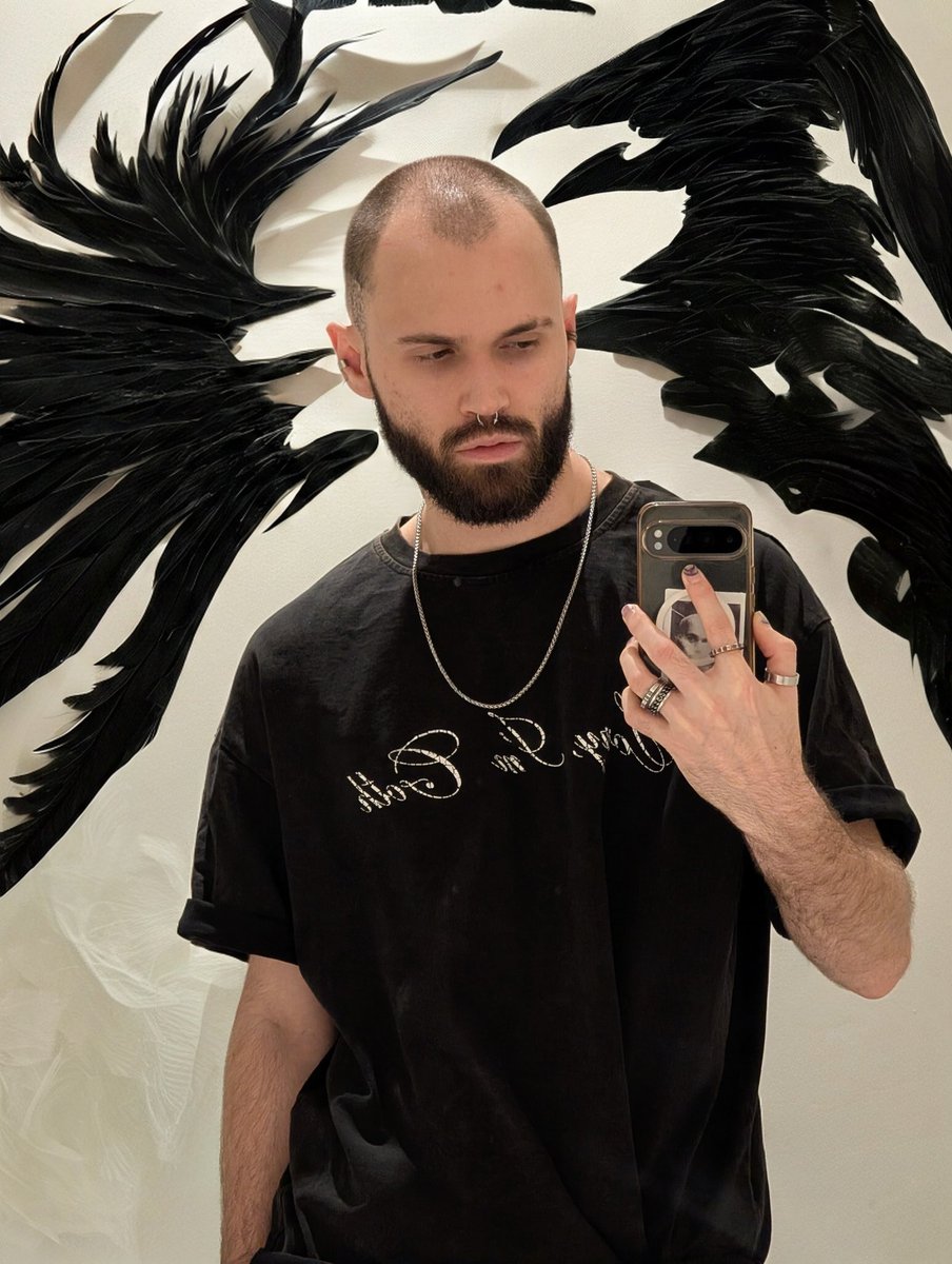 edward калин tweet media