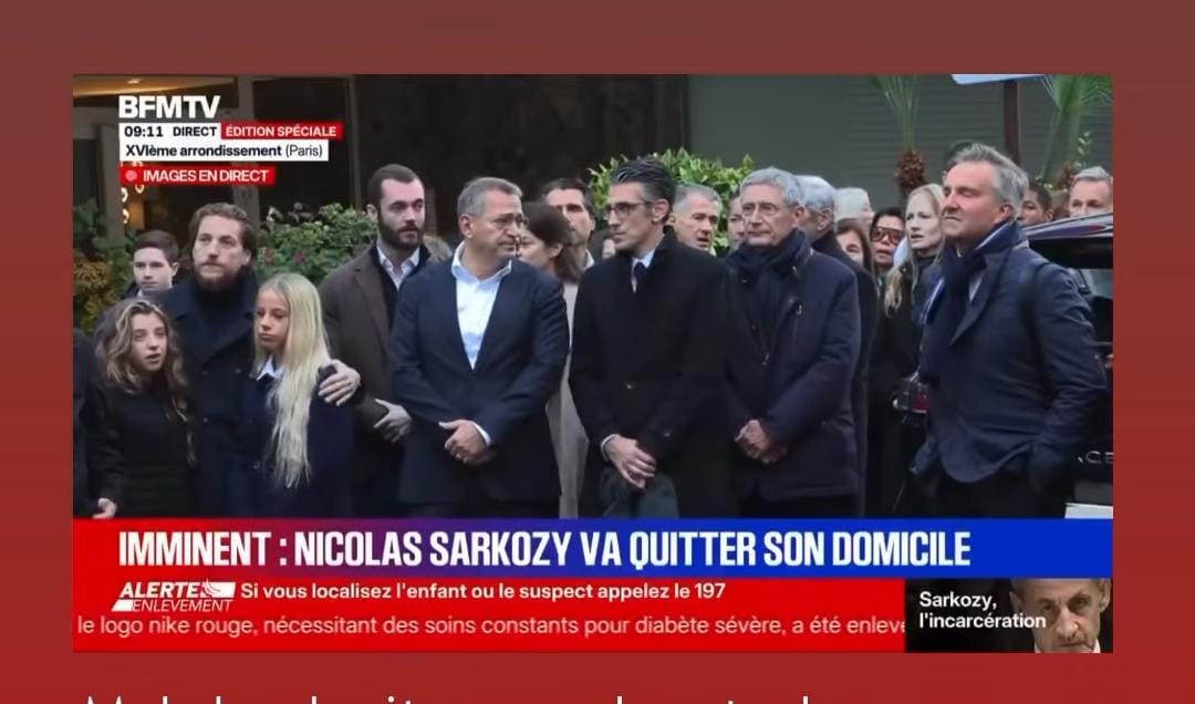 Cette image est une insulte pour la justice de notre pays. Honte. 
Toute la droite parisienne est aux côtés de Sarkozy, condamné pour association de malfaiteurs en lien avec un terroriste. L'occasion sans doute pour Rachida Dati d'aller faire un tour dans ses prochains quartiers.