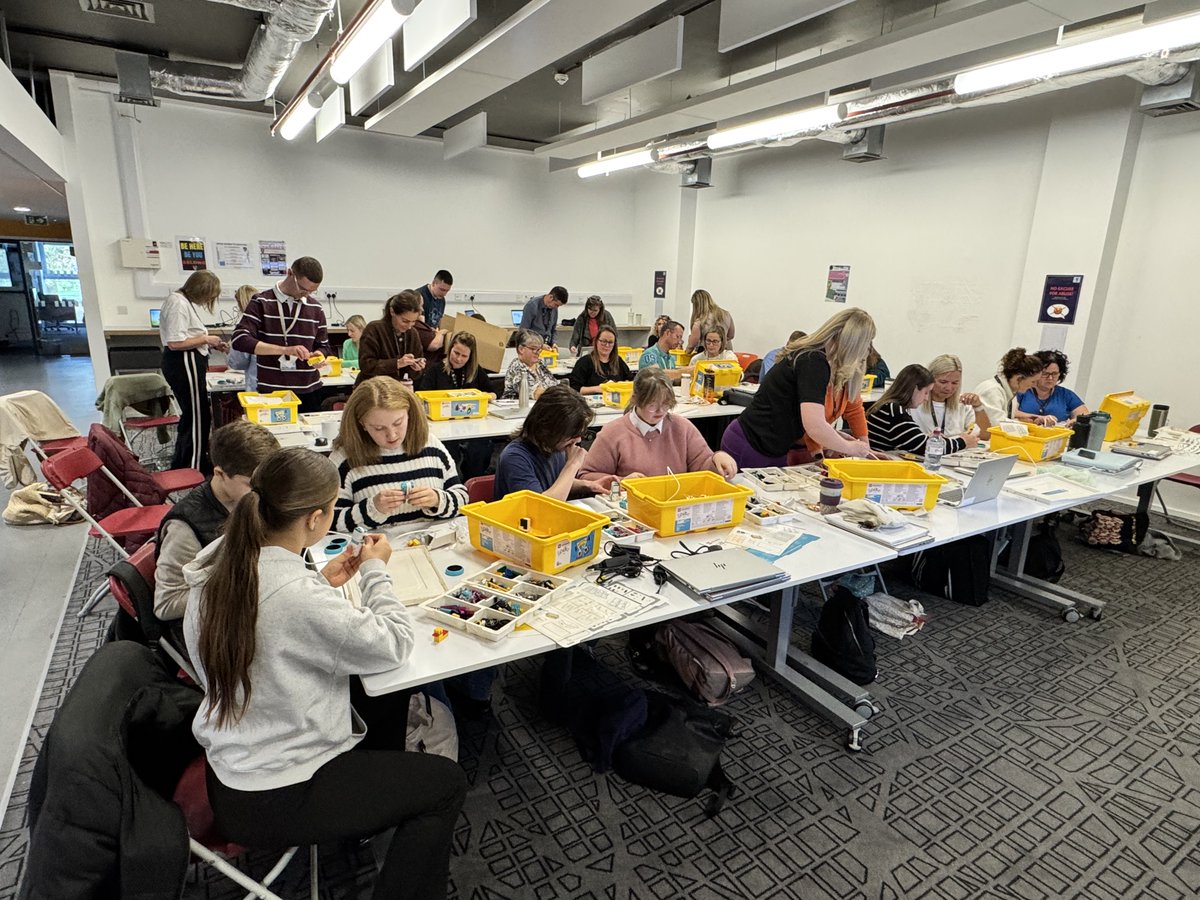 raisingrobots's tweet image. A superb day training teachers from across @EastAyrshire yesterday - getting hands-on with @LEGO_Education #SPIKEPrime &amp;amp; #CodingSuccess2025 'Smart Speed!' 🤖 Thank you for hosting
@WMCKilmarnockAc 👍
@rafyouthengage #STEM #HandsOnLearning #LEGOEducation