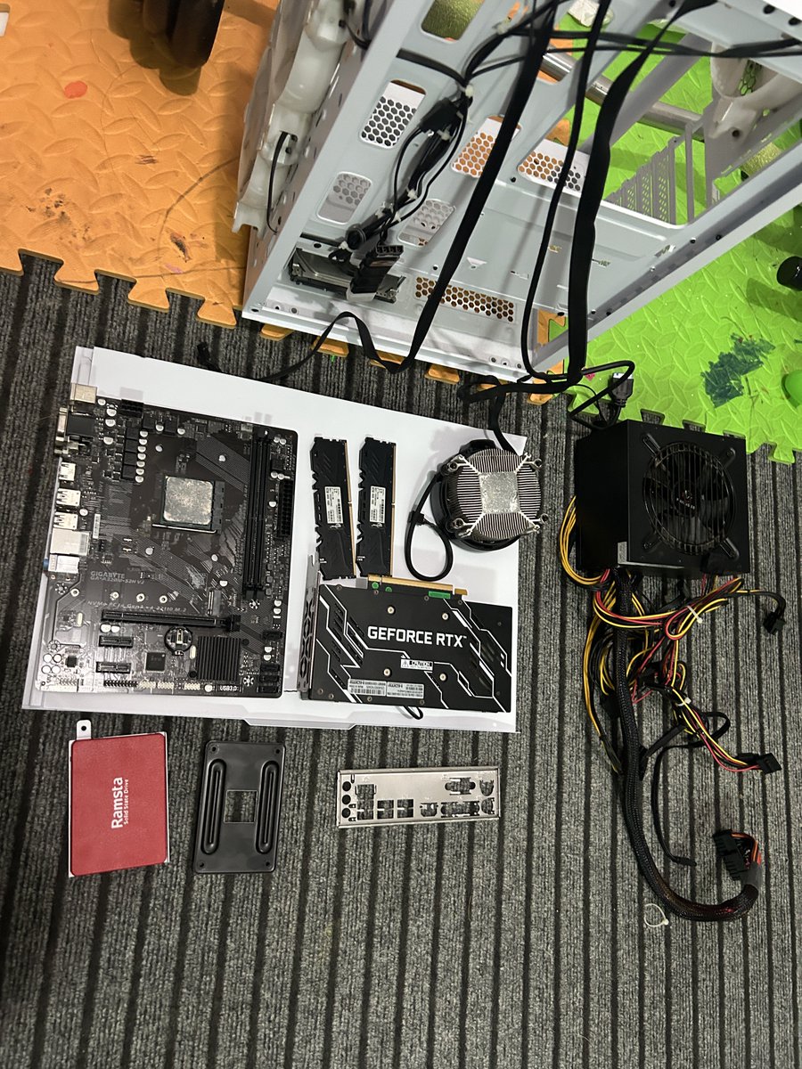 This is hella fun lol.
Parts come in tomorrow. Lets see if its still fun by then 😭