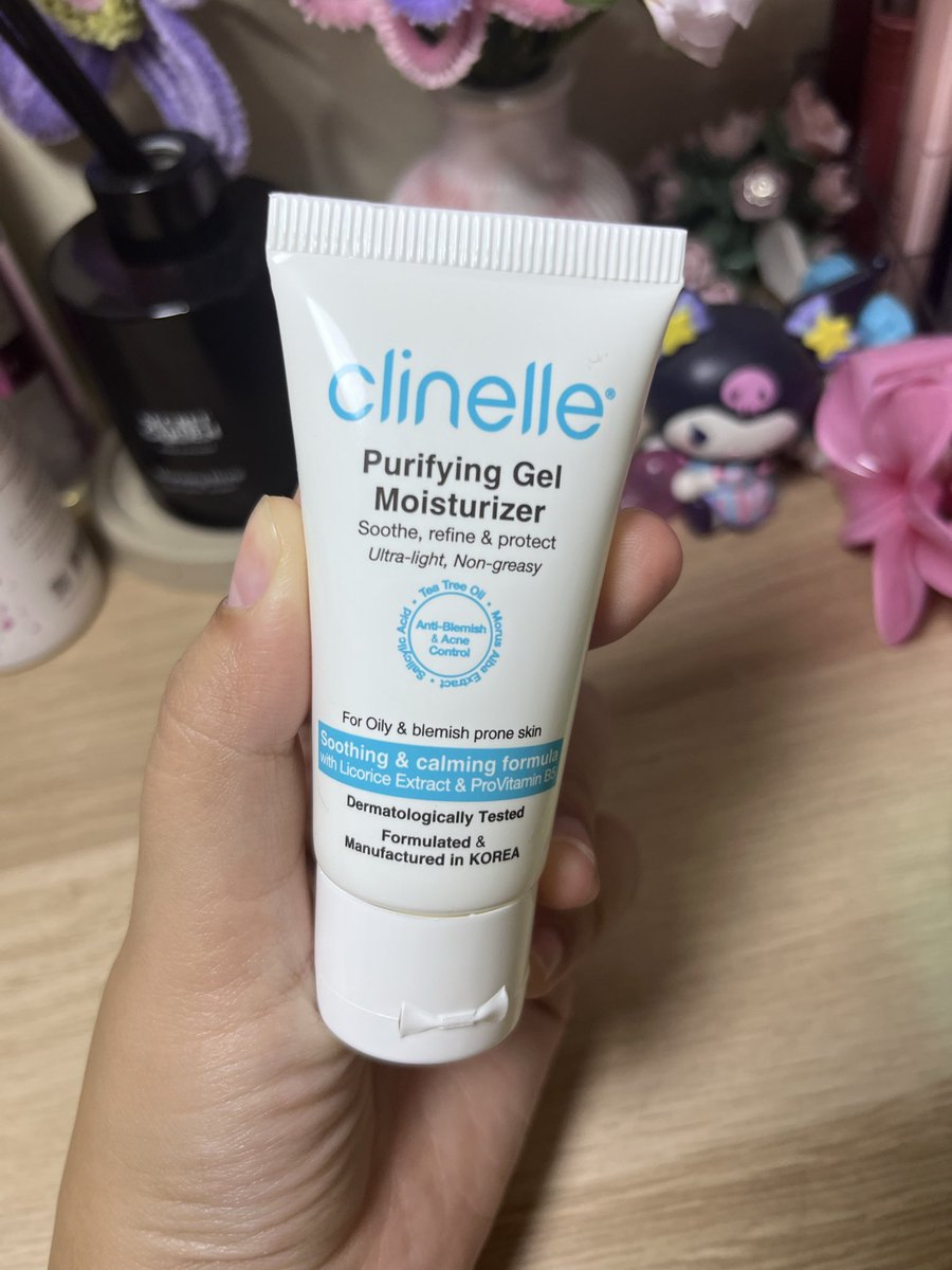 kalau ada 9 nyawa, mau pake skincare Clinelle aja seterusnya 🫶🏻

finally nemu moist buat kulit oily dan berjerawat yang feelsnya ringan😇