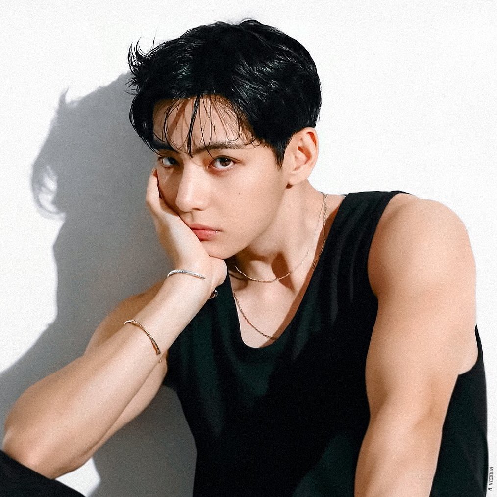 vantegirllie's tweet photo. since this paid smear campaign is still ongoing and so many ridiculous lies are spreading, here’s the SECOND PART of exposing lies and misinformations kpop stans,bp fans and BTS akgae’s are spreading about taehyung which u shouldn’t believe!

a necessary thread; https://t.co/B4PWm0gvh0