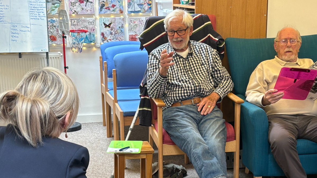 BeyondDementia_'s tweet image. A big thank you to @MelkshamTC for their generous grant to support our #Melksham home support services. It was such a pleasure to welcome Mayor Saffi Rabey to our #Devizes day club to meet members who use the service.