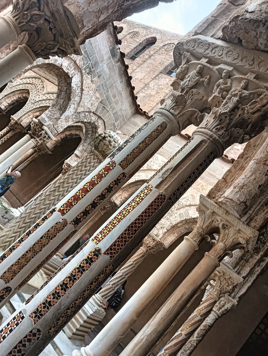gozARTE's tweet image. #SiciliaconGozarte2025 ¡Qué belleza el claustro del duomo de #Monreale!!! ¡¡¡Qué grande todo lo que dejaron los normandos en #Sicilia!!!