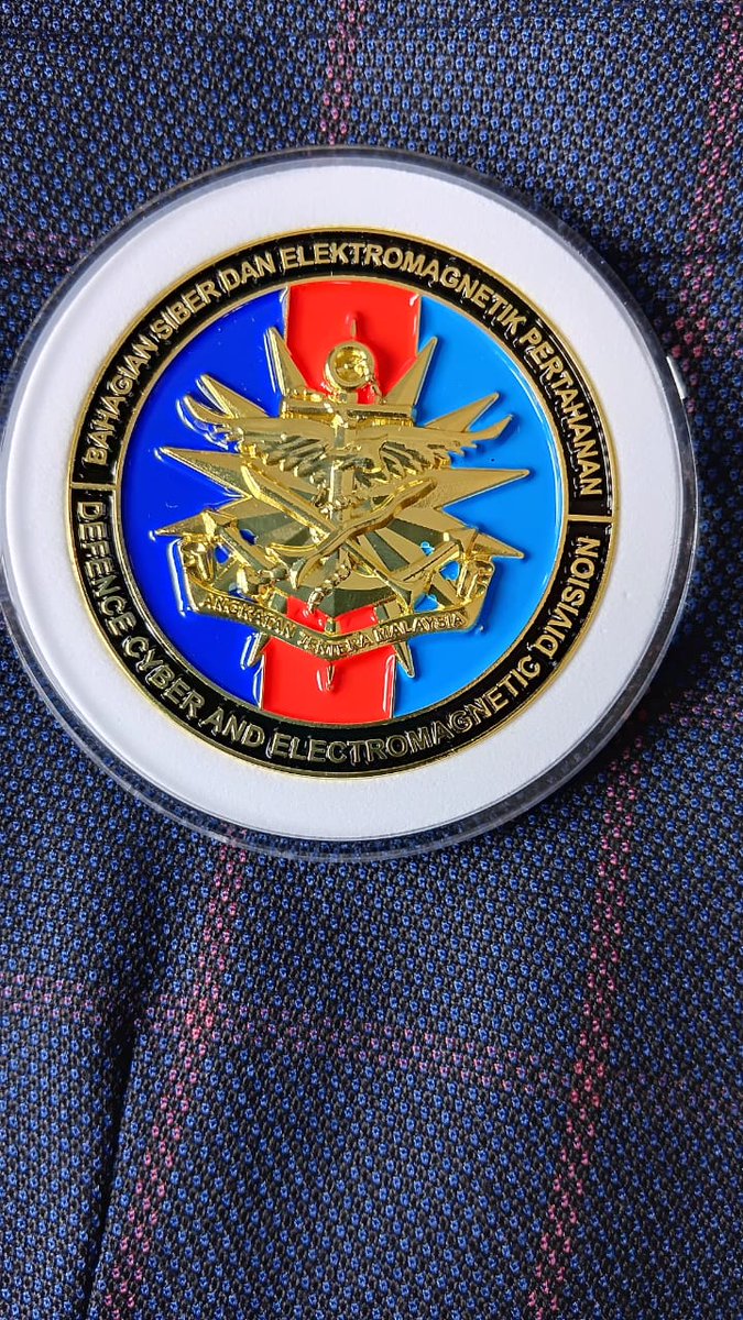 BalsingAltaf's tweet image. It was an honor to have a badge from the Defence Cyber &amp;amp; Electromagnetic Division (#DCED) of Ministry of Defence of Malaysia during @CyberDsa 2025 @ #MITEC #KualaLumpur, #Malaysia
@Cyberdost
@PriyankKharge
@CybercrimeCID
@CIDKarnataka
@DgpKarnataka
@DSCI_Connect
@VIJAYAPURPOLICE