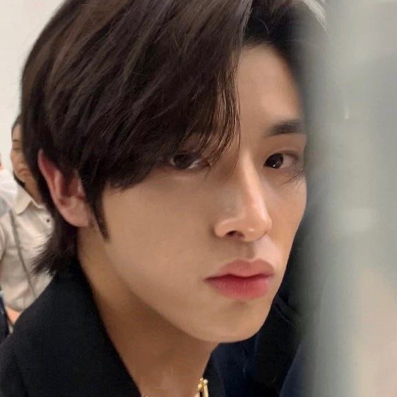 제이크 입술 tweet media