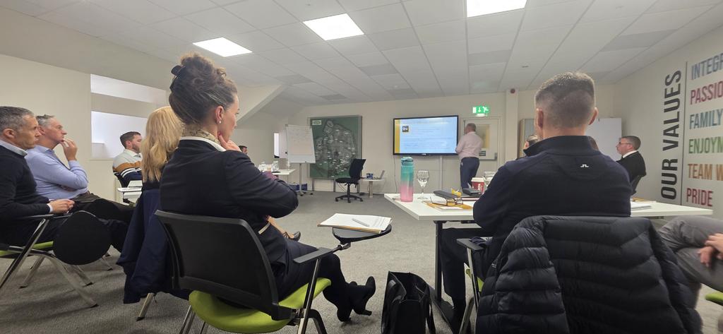 Across to Amsterdam with <a href="/boskalis/">el bunzo</a> before heading off to #Qatar with Ras Girtas Power for a #HSE #Leadership Excellence course with a fantastic cohort of young #engineers. Then off to see old friends <a href="/Ribby/">Ribby</a> delivering #Leadership training to C-Suite.  What a week!