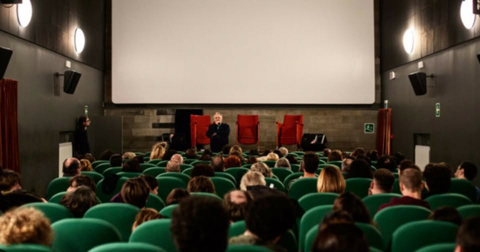 "La ‘salvezza’ del #cinema arriva dalla #provincia? La storia dell’Anonima Impresa Sociale e delle sale che tornano a vivere" è l'interessante intervista realizzata da Michele Bonucci per il ilfattoquotidiano.it e #RU25.

shorturl.at/DzVQl