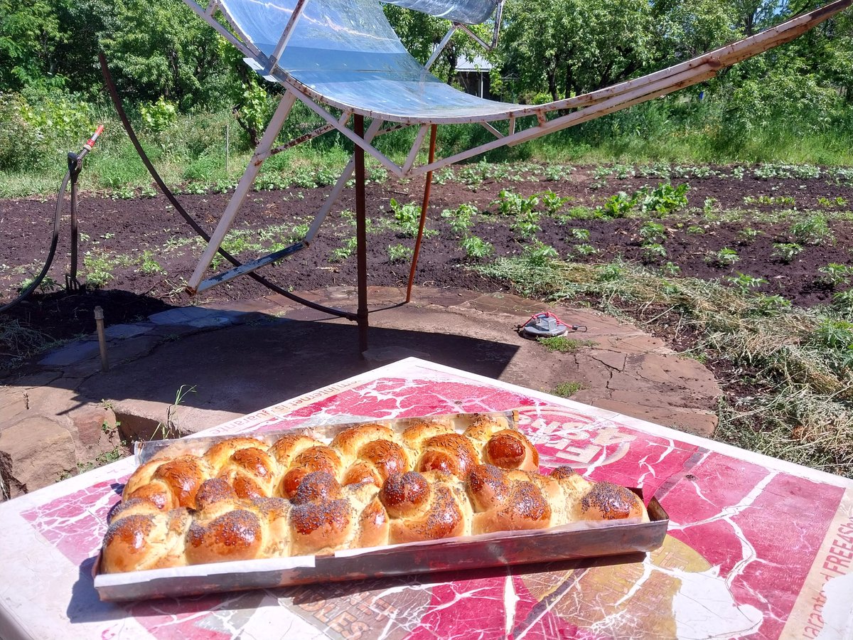 Ivanyles's tweet photo. We are close to the sun. #SDG7 #Letsema #Solarsoft #Soltrain https://t.co/qw2KZsazZE
