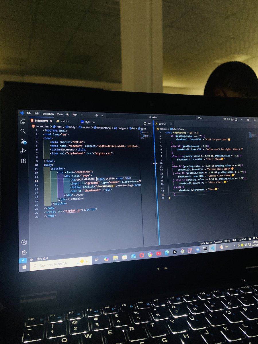 Adediran_park's tweet image. Day 3 of my #20DaysOfJavaScript 💡

Today I put Conditional Statements into practice by building a simple web app that helps @UDUS students check their class of degree based on CGPA. 🎓

This project was an assignment from @Oluwafemi_Indus at @SQIcollege — and it was  logical🤯