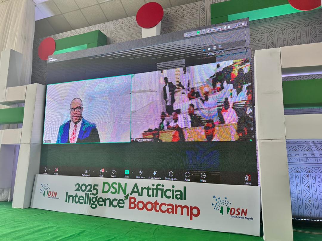 dsn_ai_network's tweet image. #HappeningNow

Kicking off Day 2 is Chris Nnanatu (@ChibuzorNnanatu), Senior Research Fellow in Spatial Statistical Population Modelling at the University of Southampton.

He’s unpacking “The Future is Geospatial: Powering Africa’s Growth with Location Intelligence.”

Can’t be…