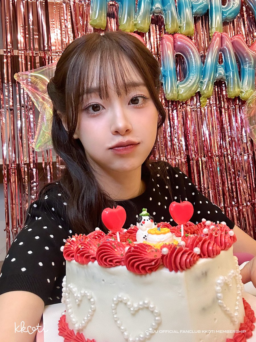 [📸]
#forKKOTI HBD CHUU

🔗weverse.io/chuu/media/3-2…

#CHUU #츄