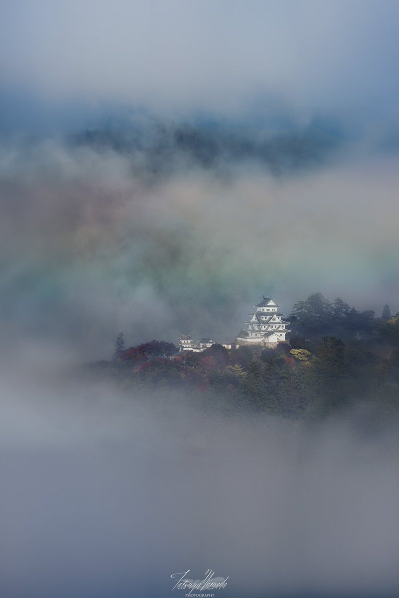 r_photolog's tweet image. 天空の城、みつけた
