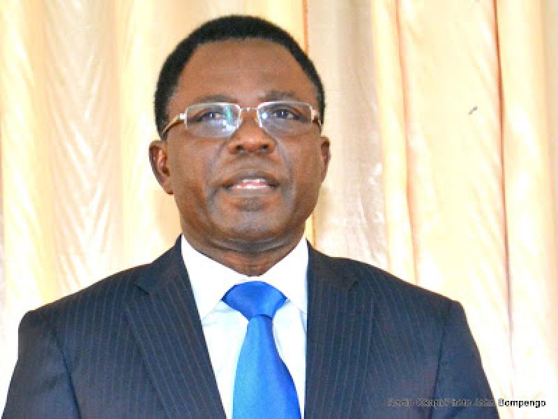 Les agents de l'ANR envoyés par Félix TSHILOMBO viennent d'enlever le Prof Théophile MBEMBA un membre fondateur du mouvement SAUVONS LE CONGO.