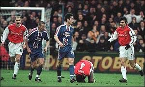 🏆 We still remember that FA Cup match in 2001 up here in Carlisle <a href="/RealRomfordPele/">Ray Parlour</a>, that Prokas tackle on Vieira is still talked about now! 😍
