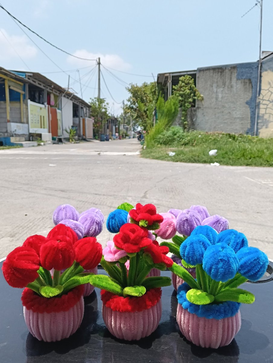 Hi my little babies💅

Ini kalau dijual 15k kemahalan ga ya guys?