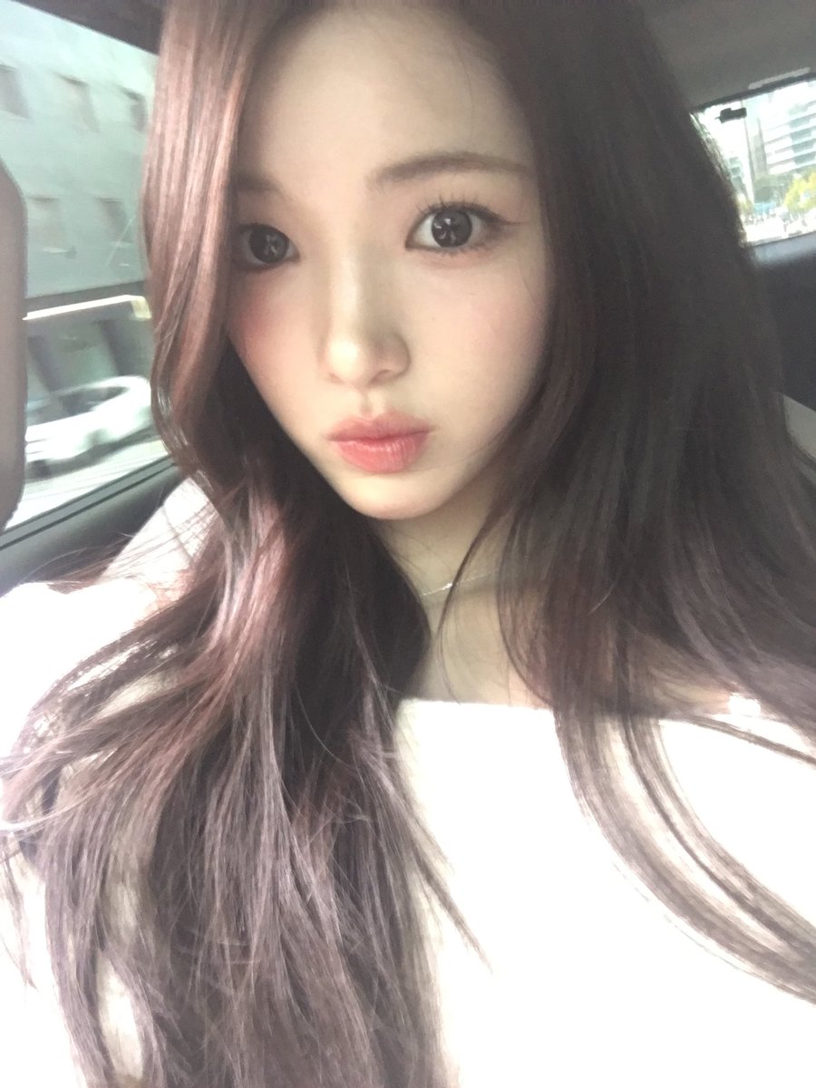 theH2HGLOBAL's tweet image. 251021 YUHA WEVERSE POST

#Hearts2Hearts #하츠투하츠 #H2H @Hearts2Hearts