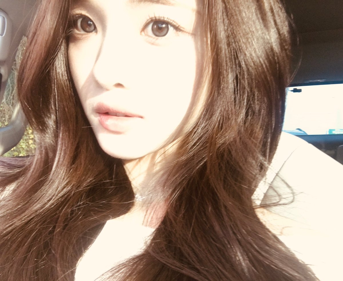 dearH2H's tweet image. 🧎🏻‍♀️