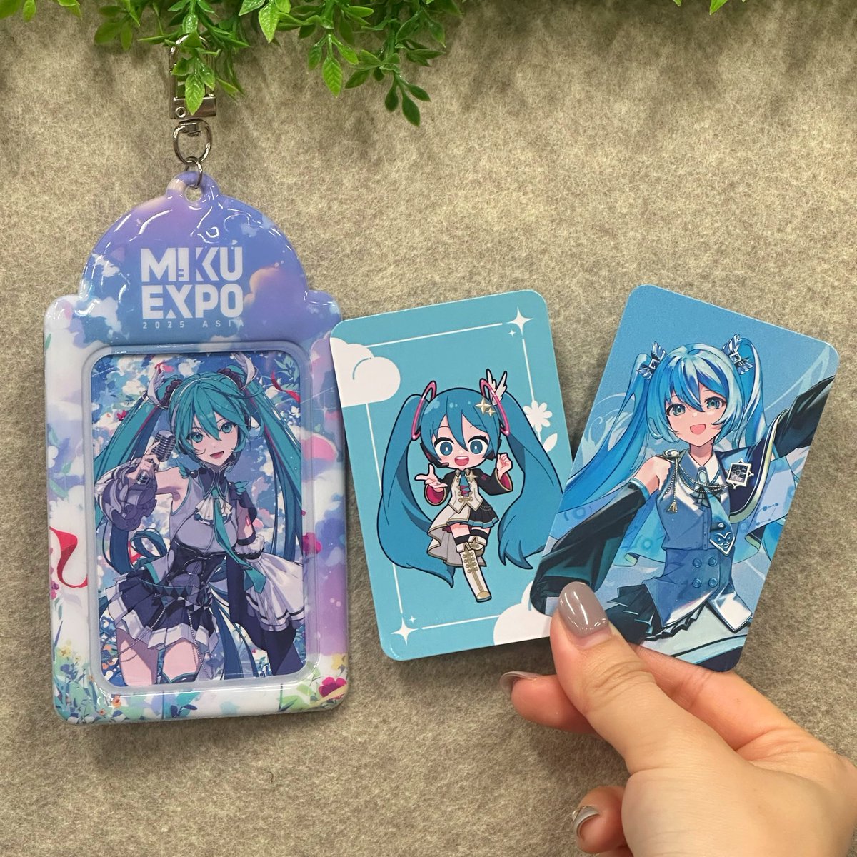 🌐 #MIKUEXPO2025 ASIA Goods 🌐 It's that time of the day for goods