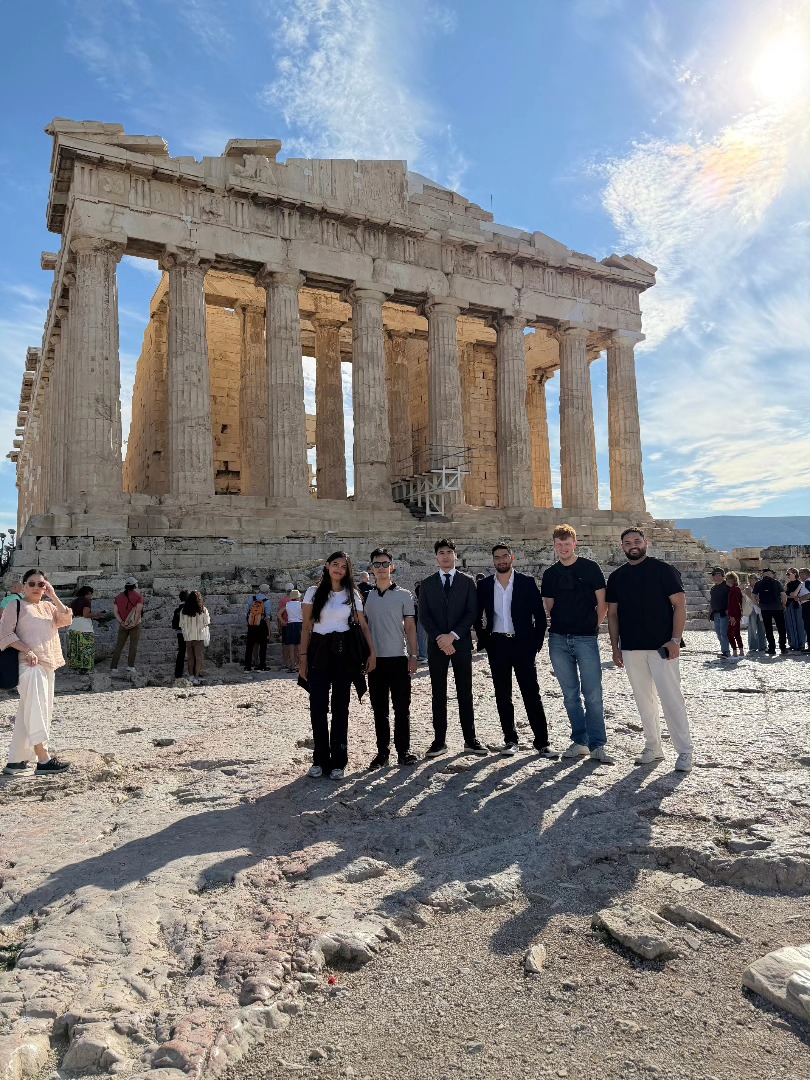 medenuth's tweet image. ⚕️ Hippocratic Week 2025 was celebrated by the Medical Degree English Program, University of Thessaly.
Students from around the world took part in activities across Larissa, Athens &amp;amp; Kos, honoring the Hippocratic Oath and connecting tradition with modern medicine.