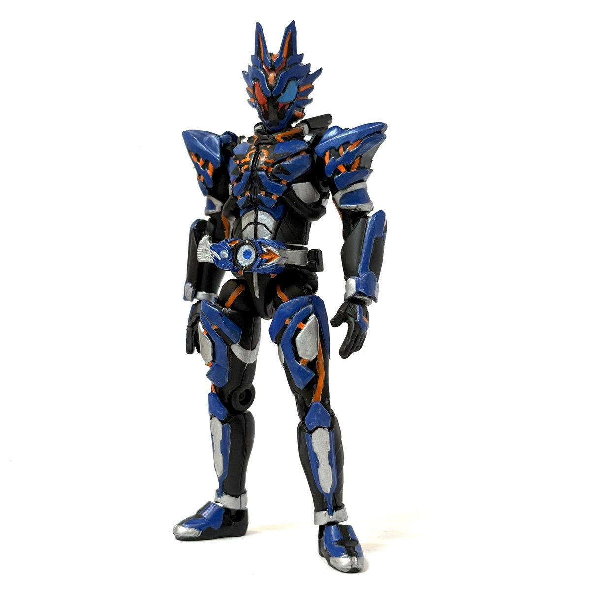 ■仮面ライダーオメガバルカン

『Hiden-VULCAN-Driver!!
　Authorize！』

半人半機の身体で蘇った不破諫。
彼専用に開発された新たな装備、飛電バルカンドライバー・バルカンプログライズキーで変身する！

フルパワーのスペックで、全てをこじ開けるのだ…！！

#装動新戦士
#装動ライズ #装動