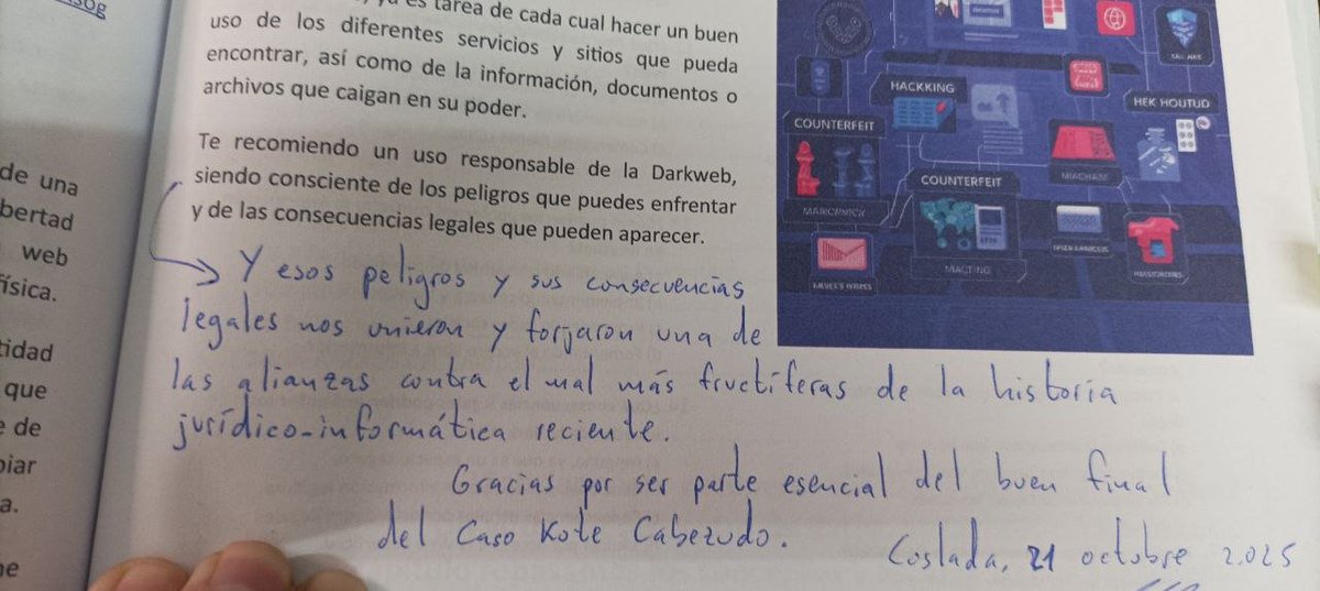 informaticacosl's tweet photo. #peritoinformatico Si algo te puede legitimar ante terceros, es recibir esta clase de dedicatorias. Y "fructífero" aquí no tiene nada que ver con $$$ #kotecabezudo https://t.co/j86mZ2v23J