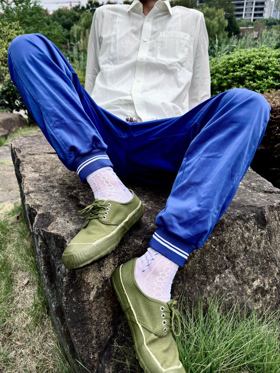 Roy Navi tweet media