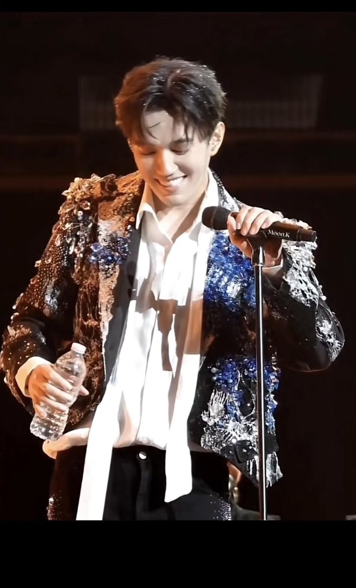 Аминат► DQ♩ (@mnmnm22mnm) on Twitter photo <a href="/tanyushenka48/">Tanyushenka48 🥀 (Мари)</a> CONCIERTO DIMASH EN BARCELONA
#Dimash
DIMASH CONQUISTA EL MUNDO
Димаш наша общая радость и умиление . <a href="/tanyushenka48/">Tanyushenka48 🥀 (Мари)</a> CONCIERTO DIMASH EN BARCELONA
#Dimash
DIMASH CONQUISTA EL MUNDO
Димаш наша общая радость и умиление .