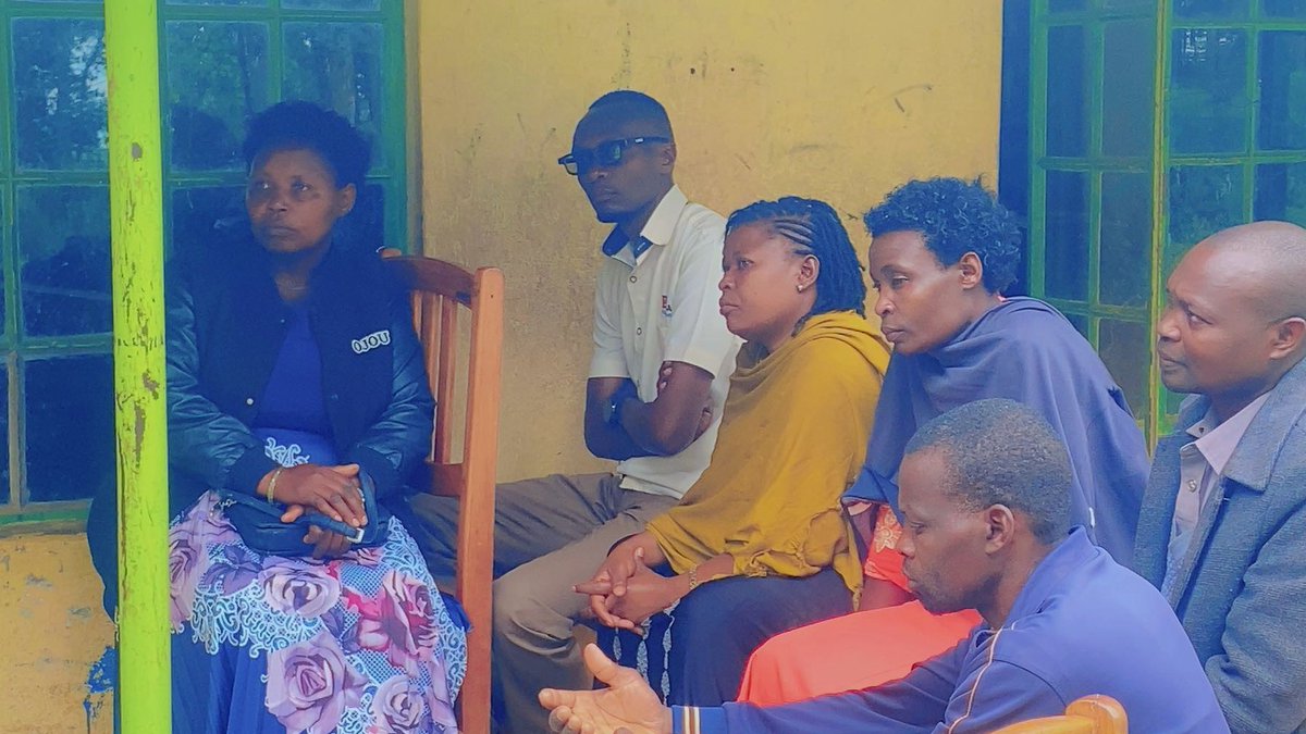 rwenzoriaid's tweet image. Our team continues to engage teachers at Canon Apolo p/s in Fort Portal through capacity building to ensure proper O&M of WASH infrastructure under the project funded by @JapanWaterForum. These are key stakeholders who need to be fully involved. @amurungi2016 @uwasnet
