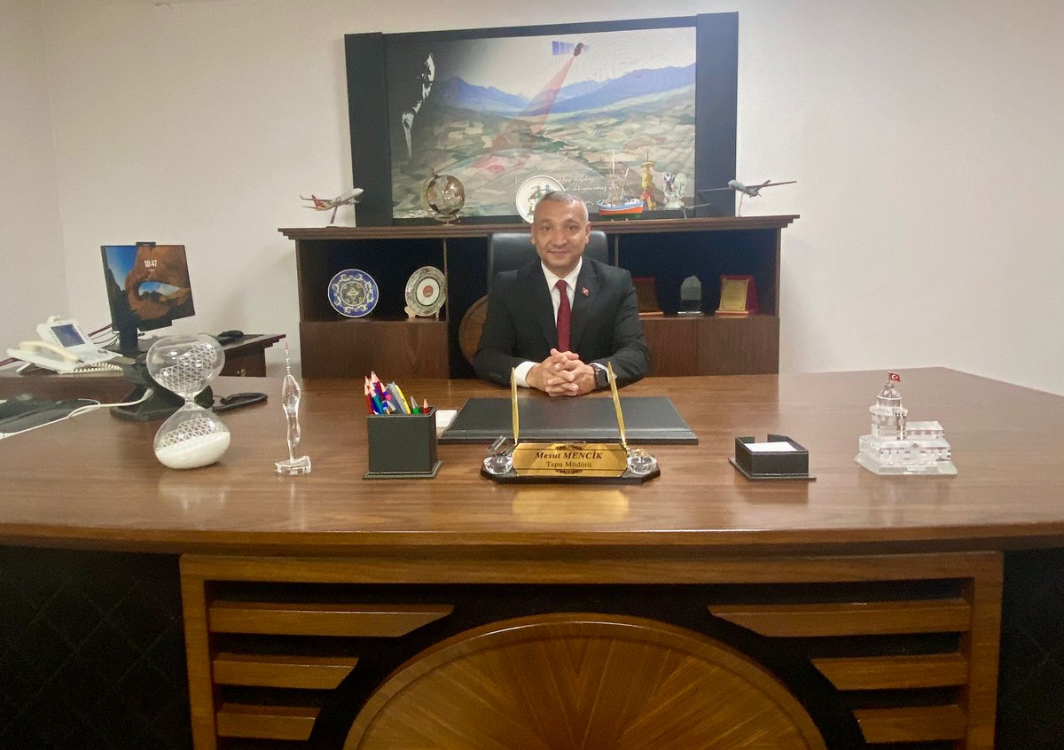 Kepez Tapu Müdürü olarak atanan Mesut MENCİK 21.10.2025 tarihinde görevine başlamıştır. Bölge Müdürlüğü olarak Müdürümüze, yeni görev yerinde başarılar diliyoruz.
<a href="/faseymen/">Funda AYDIN SEYMEN</a> <a href="/tkgmgovtr/">Tapu ve Kadastro</a>