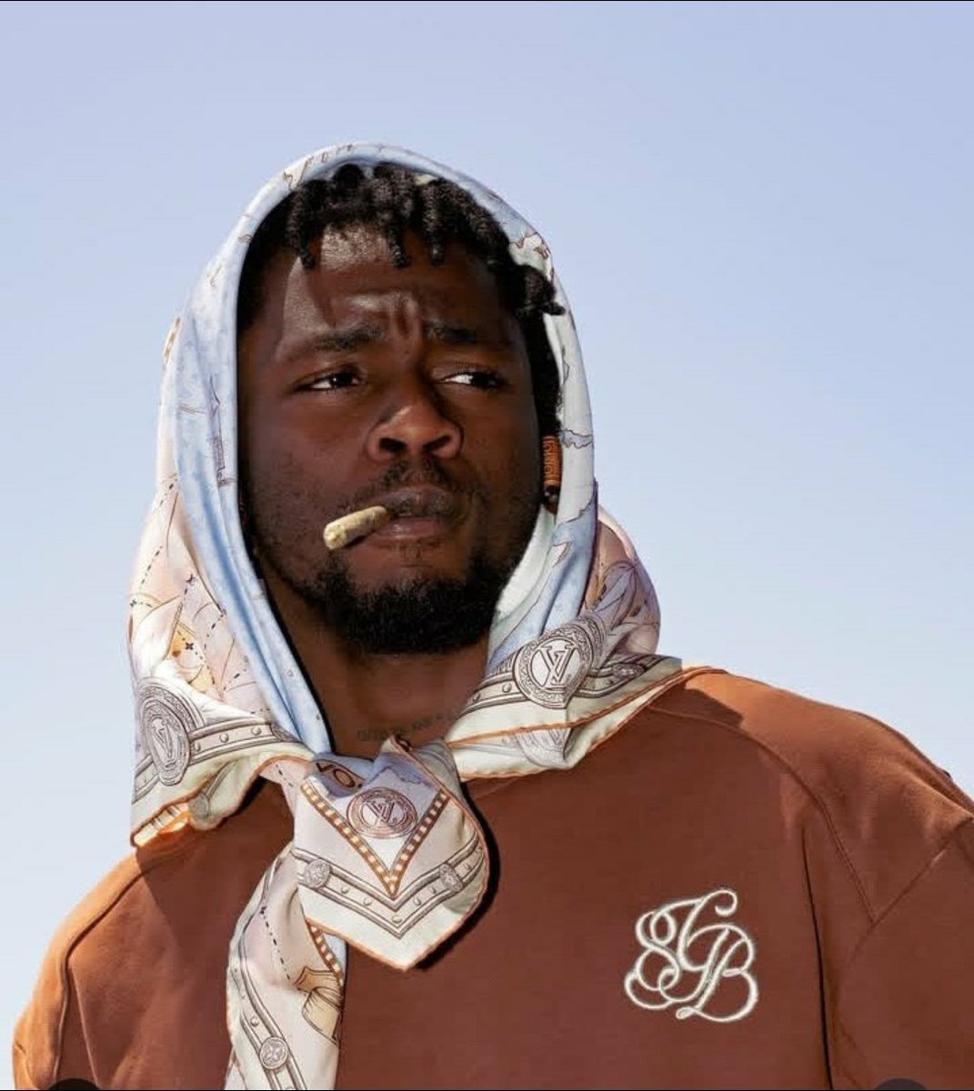 We automatically Friends if you fw these two🦍💜