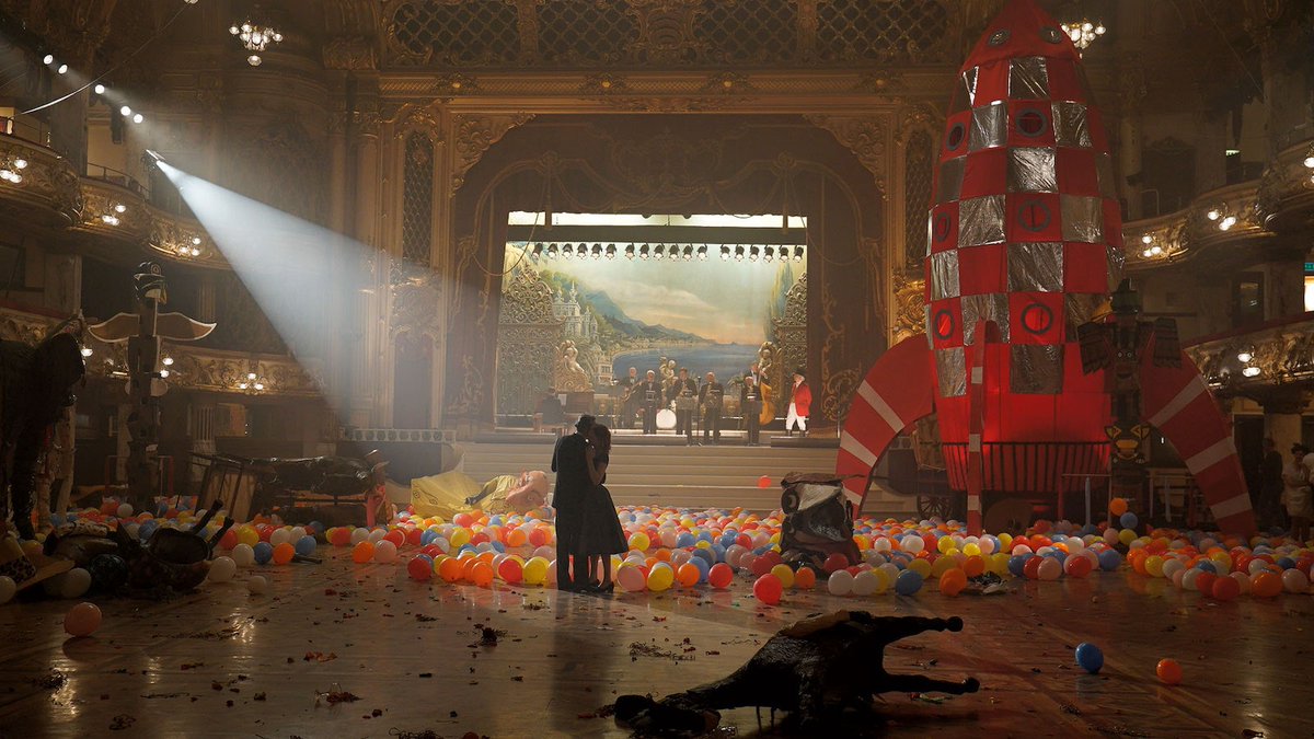 _esthesie's tweet photo. Phantom Thread - Paul Thomas Anderson https://t.co/5x98rRUQjh