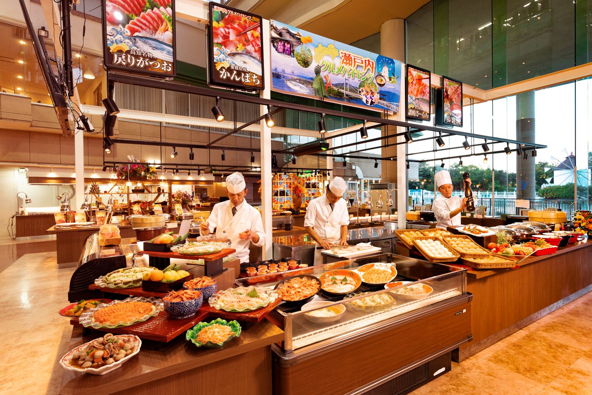 🉐秋の大バラまつり/日帰りランチバイキングチケットが登場 🎡入園券