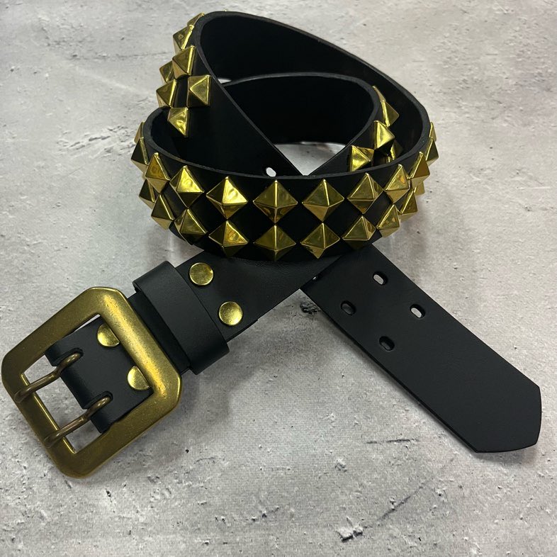 オーダー品　スタッズナローロングベルト　真鍮ピラミッド　ミッスーリ オーダー品 スタッズナローロングベルト 真鍮ピラミッド ミッスーリ