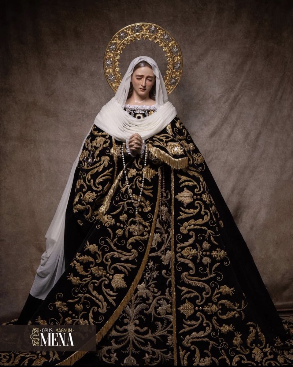 Málaga está últimamente que no se aguanta 🥰.

📸 Amargura: <a href="/Zamarrilla/">Hdad. de Zamarrilla</a> 
📸 Trinidad: <a href="/cautivotrinidad/">Cautivo Málaga</a> 
📸 Rocío: <a href="/FernandoRUIzNar/">Fernando Ruiz Narváez</a> 
📸 Soledad: <a href="/lmgomezpozo/">Luisma Gómez Pozo</a>