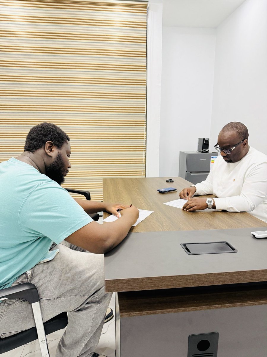 1Dabeatz's tweet image. J’ai eu l’honneur de composer l’hymne de la Ligue Sénégalaise de Football Professionnel. Unis pour faire rayonner notre football local. @LSFP_sn 
Together we rise together we vibe @riseandvibestudio
 
S/o @billmahmuud s/o @Sir_Fall 
#music #football #culture