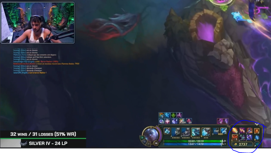 Pvblitoz's tweet image. Il viens de sortir de la base avec 2700 Golds parce qu'il a laisser le slot de pink (qu'il pose pas) je vais HURLER