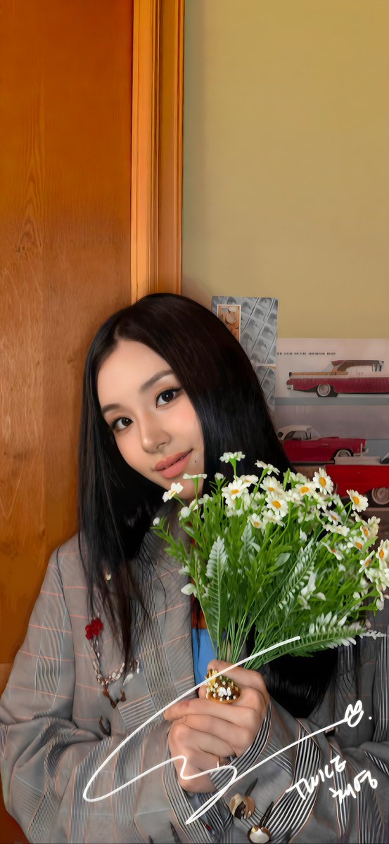 10th anniversary Google photocards-- Chaeyoung.

FULL SCREEN WALLPAPERS.

Go to my Google drive and download 70000 HD Twice photos for free.
drive.google.com/drive/folders/…

#TWICE #트와이스 #ONCE #원스 #OT9
#채영 #チェヨン #CHAEYOUNG #彩瑛