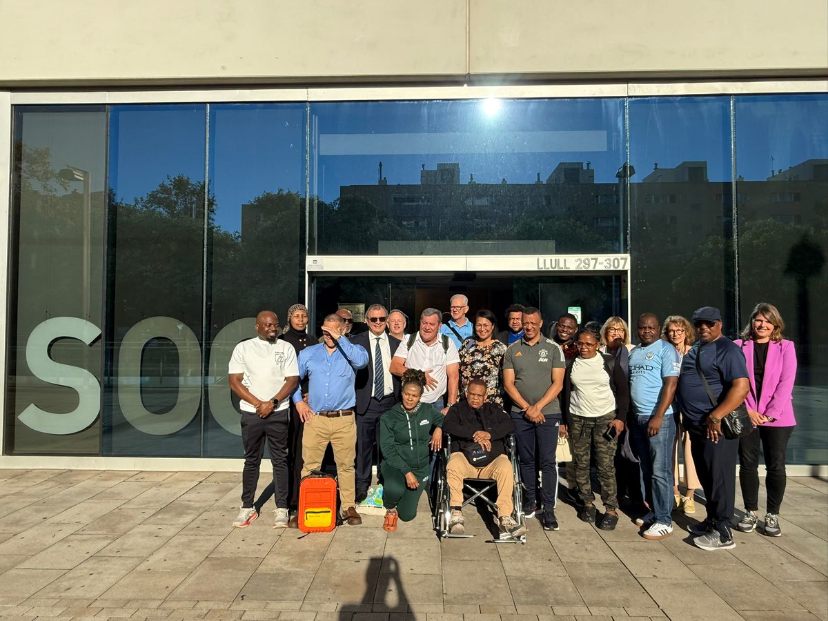 📌 Trobada del director del #SOC Francesc Castellana amb una delegació del Govern Local de Sudàfrica, i representants de l'<a href="/ACMunicipis/">Associació Catalana de Municipis</a>

👉 Visita per buscar referències de bones pràctiques en relacions laborals, polítiques públiques d'ocupació i negociació col·lectiva