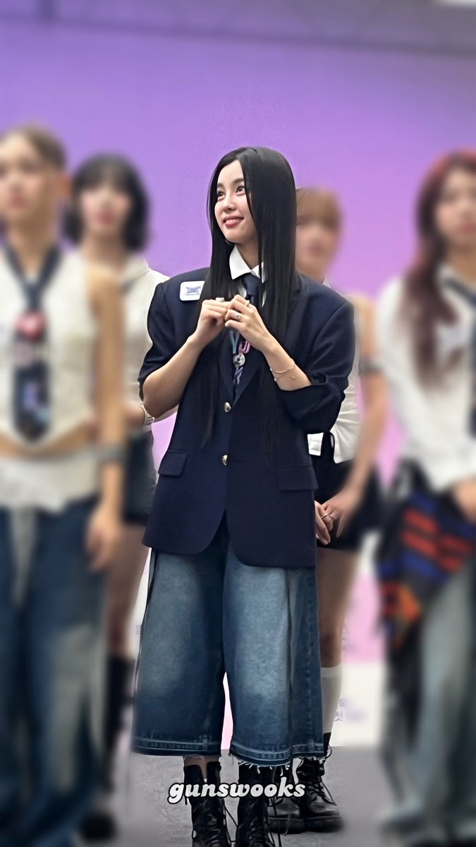 gunswooks's tweet image. 251015 ëšì ì£Œ 
íí í늰ìžì€ ë
žíí° ìŒìŒìŽì€
#MnetPlus #HIPPOPPrincess #ëšì ì£Œ #NAMYUJU