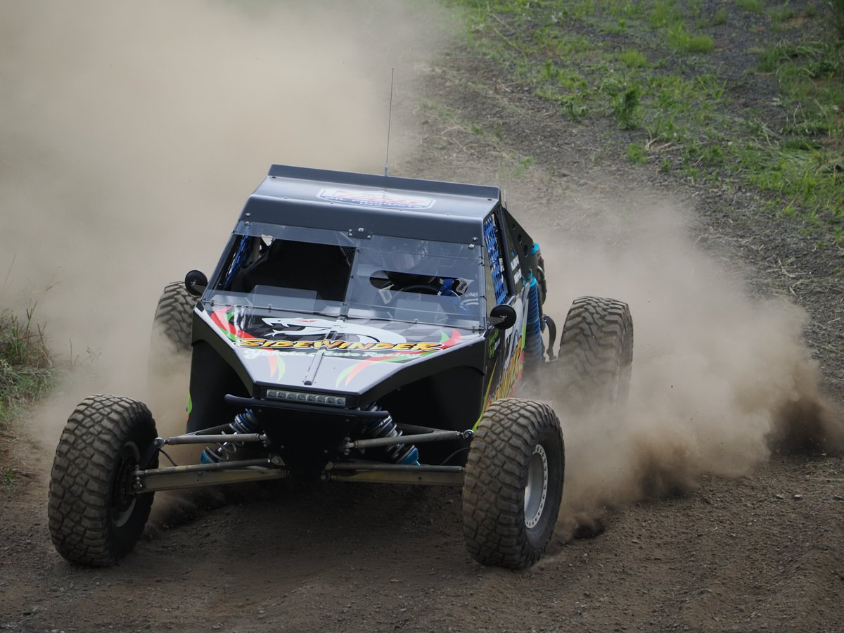 erg_win's tweet image. ｶﾝｶﾝｶｰﾝ!!!皆さんにお知らせです！

今度の10/26(日)、ジャパンオフロードレースがサーキットパーク切谷内(青森県)で開催です！

「ナンダコレ！」って展開が続いた今シーズン。
最終戦には何が待ち受けてるのか…？

遠方からの観戦もぜひぜひ！
#ジャパンオフロードレース #JOR