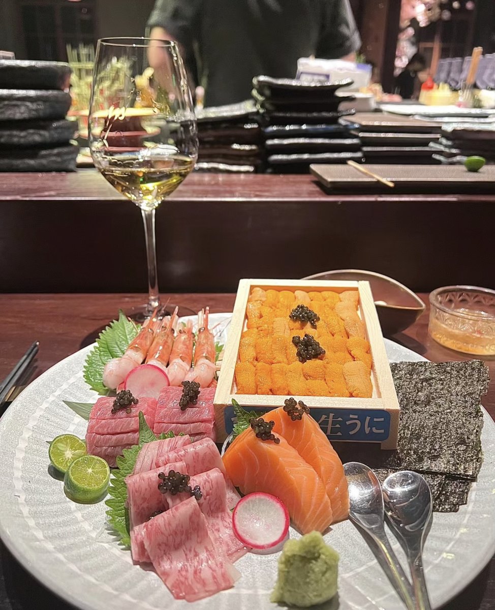 pokyash's tweet photo. When you are in a bad mood, you can forget everything only by eating well https://t.co/SKn6Rd3krP
