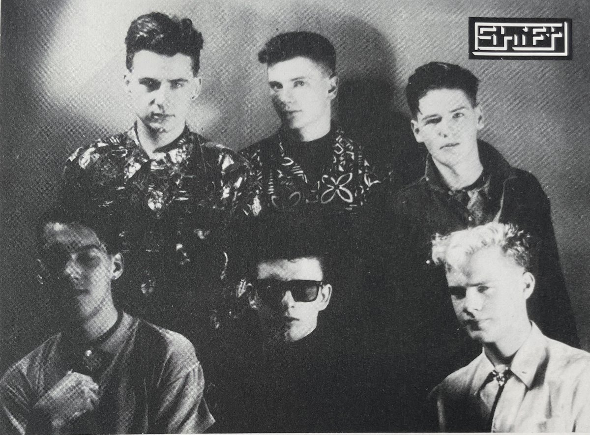 My brand new band "Tender Frenzy" First Single out today "Slow Crashing Car"
Links to Streams
tenderfrenzy.ffm.to/slowcrashingcar
Bandcamp
tenderfrenzy.bandcamp.com/track/slow-cra…
Vinyl
elasticstage.com/tenderfrenzy/r…